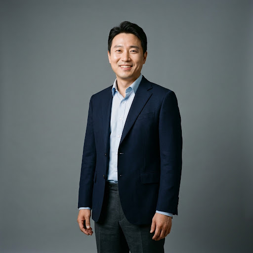 성산동 상가주택 1층, 통유리 앞 인도와 가로수