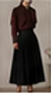 플리티드 미디 스커트 블랙 색상